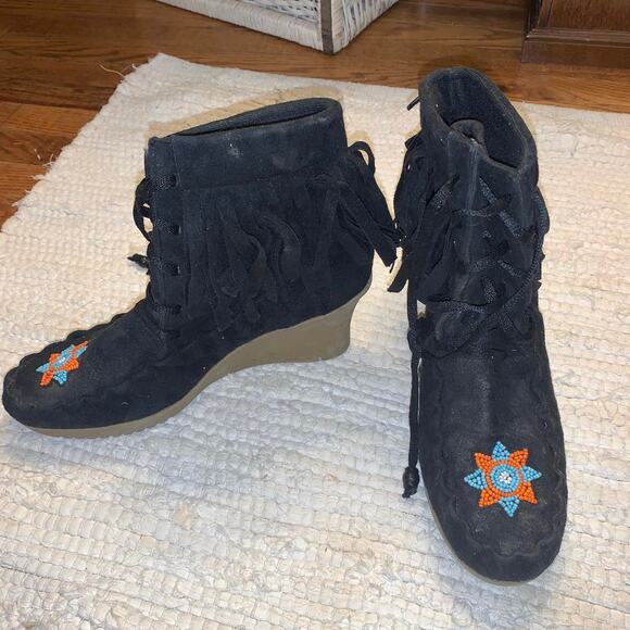 BLACK FRINGED BEADED MOCCASIN RUBBER WEDGE ANKLE BOOTS -FESTIVAL, BEYONCE 8 - Picture 2 of 4